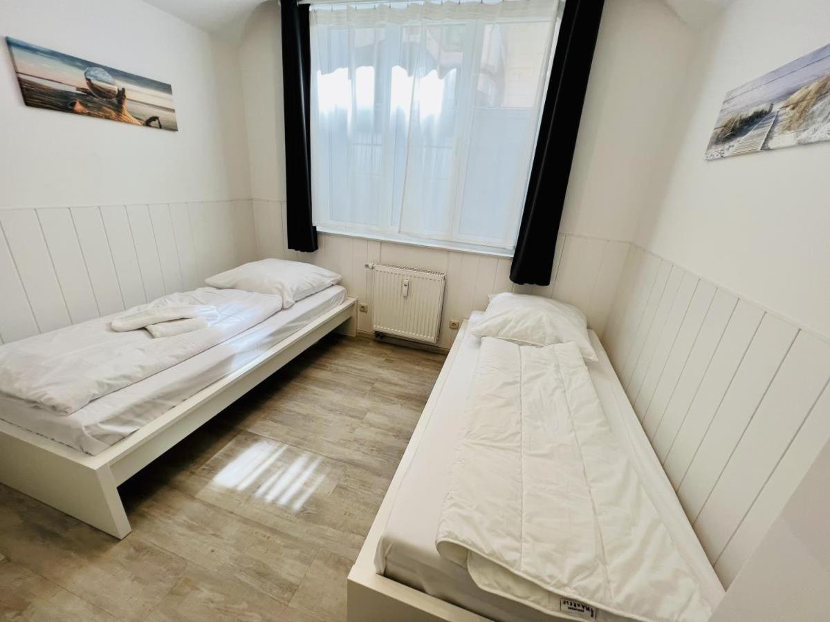 Berringer Makrele, An Der Promenade Apartment รอสต็อค ภายนอก รูปภาพ